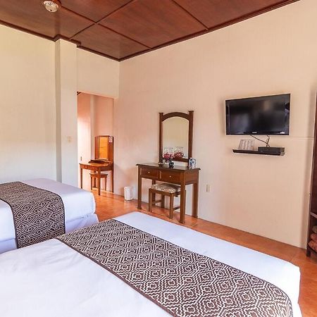 Hotel Dona Juana トラコタルパン エクステリア 写真