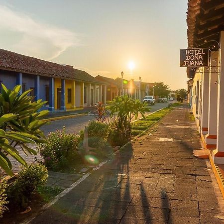 Hotel Dona Juana トラコタルパン エクステリア 写真