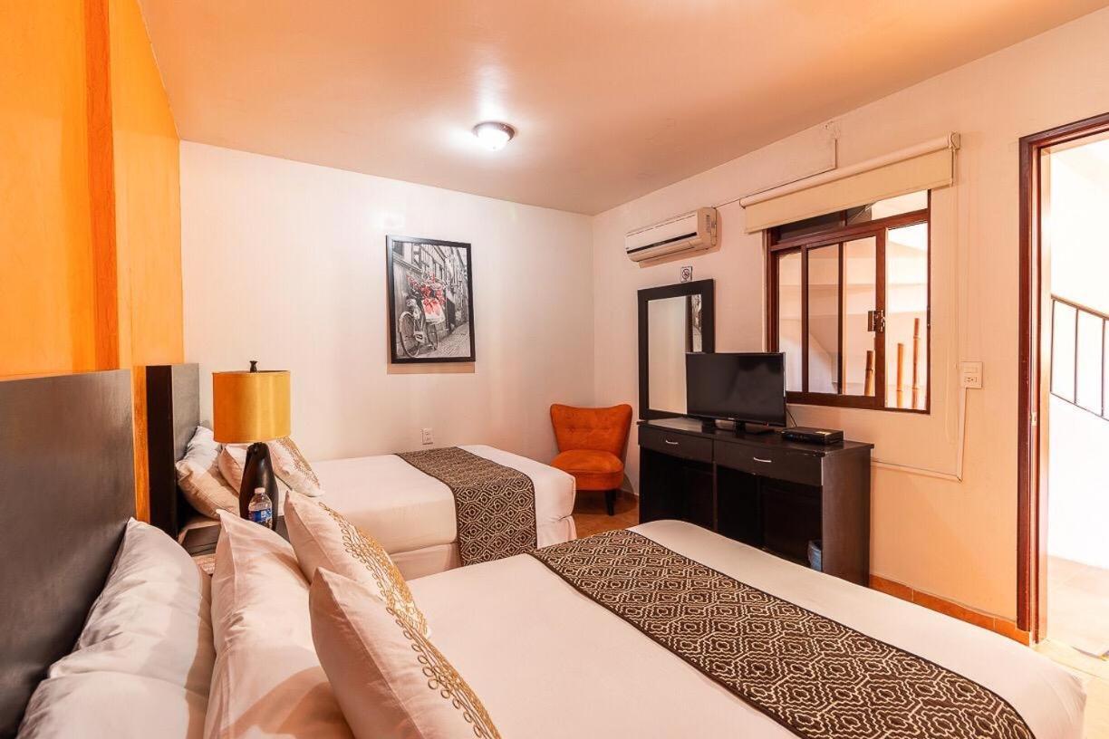 Hotel Dona Juana トラコタルパン エクステリア 写真