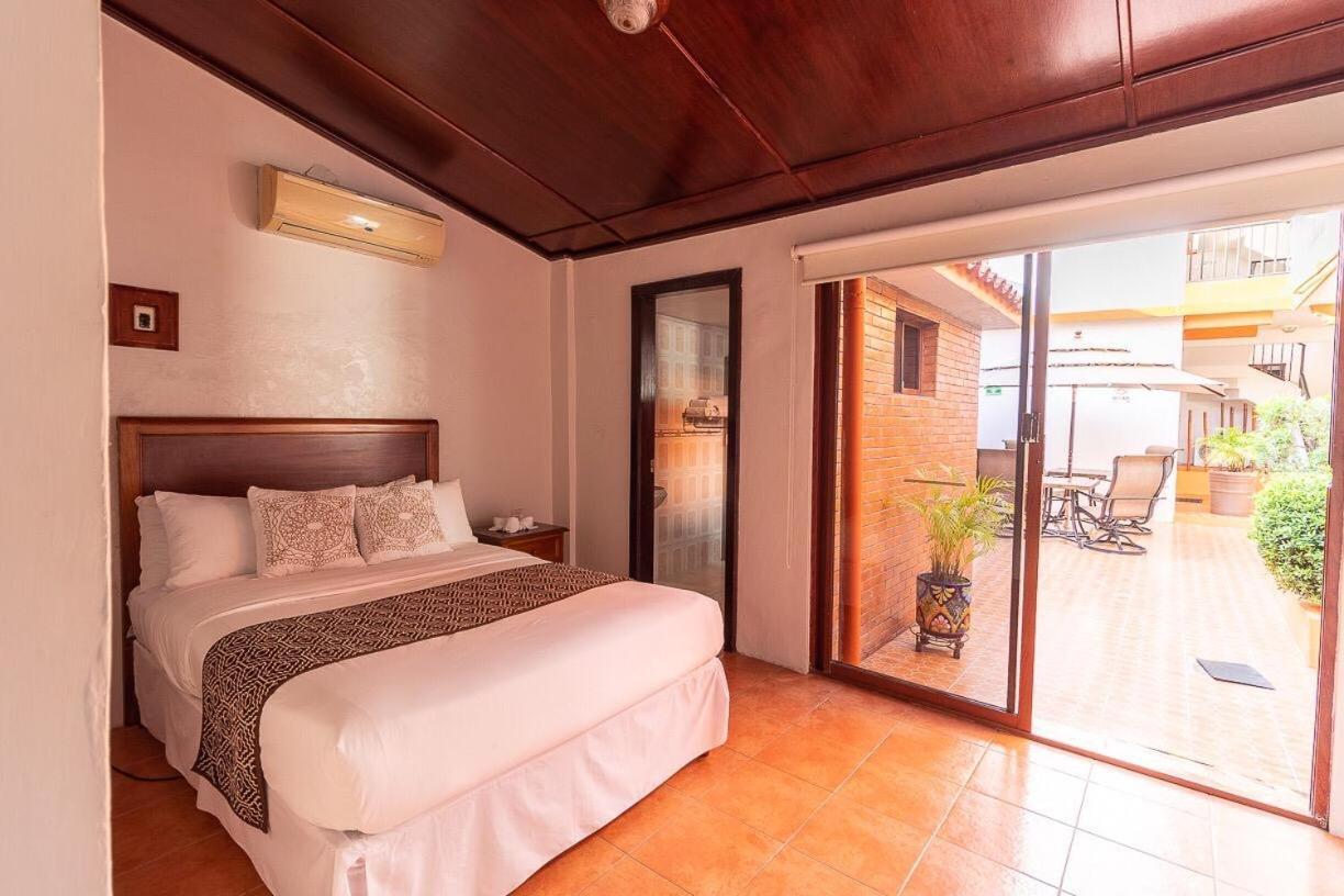 Hotel Dona Juana トラコタルパン エクステリア 写真